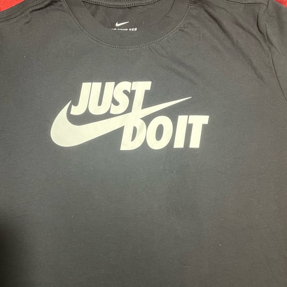 Nike Kids Boys Tee Size : XL (13 - 15 Years) Huge sale 🎉up to 80% off Brand new - Picture 4 of 6